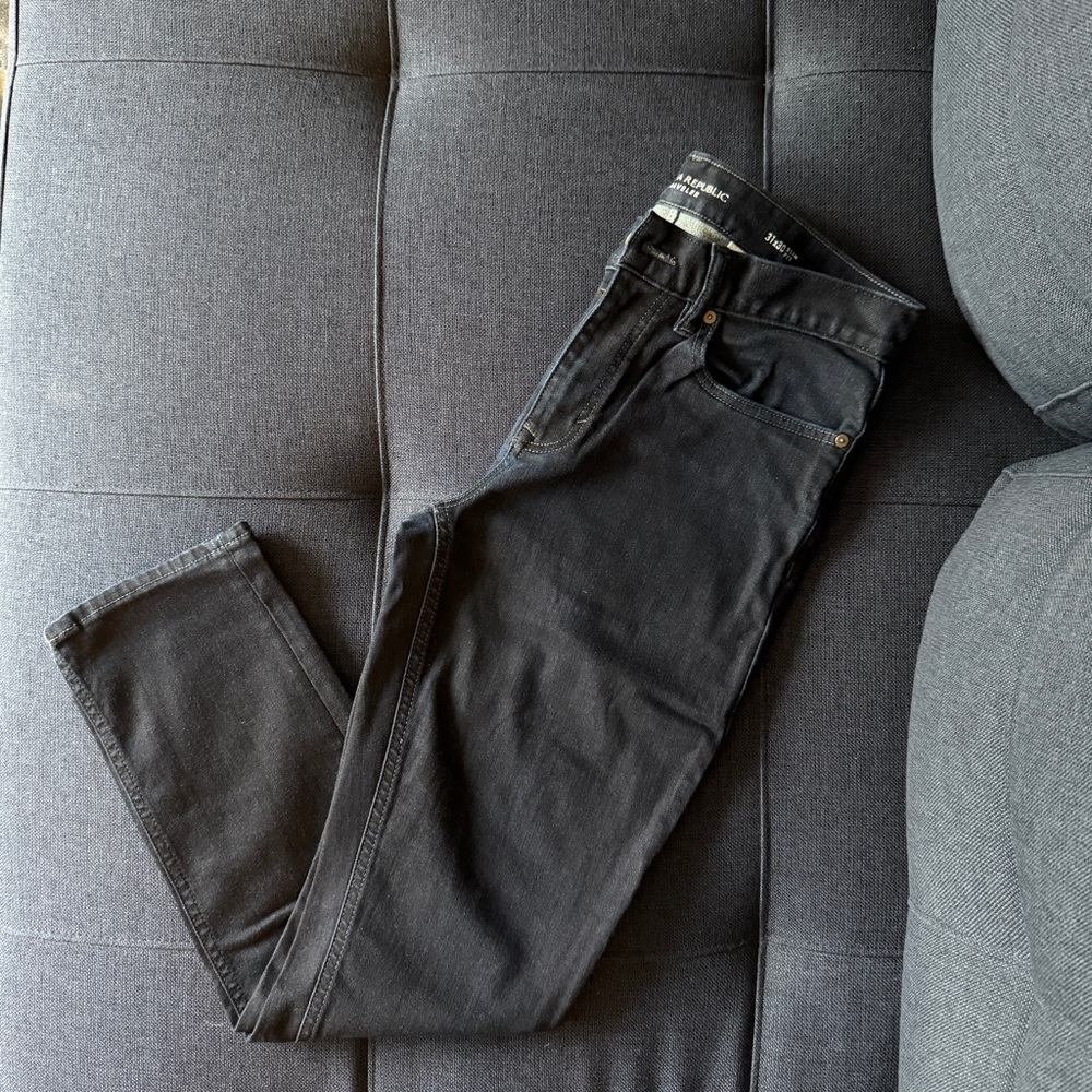 Banana Republic Slim Fit Traveler Jean